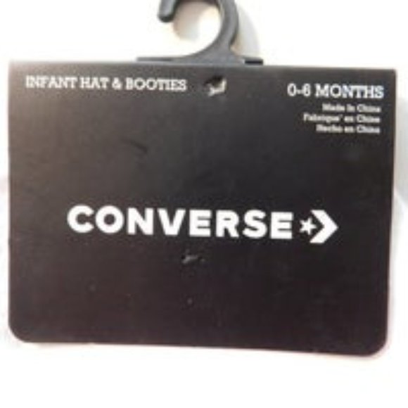 Converse Hat and Booties Gift Set 0-6 Months NEW - Picture 3 of 5